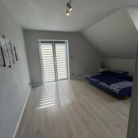 Vila Holiday Home Limanowa