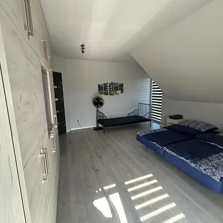 Villa Holiday Home Limanowa